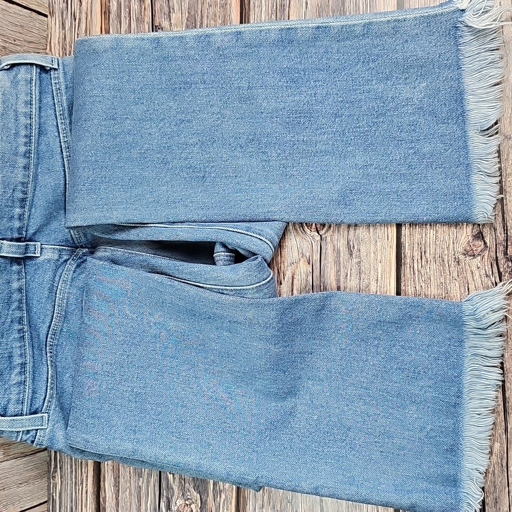 NEW J BRAND SELENA MID-RISE FRAYED BOOT-CUT CROPPED JEANS - Picture 6 of 14